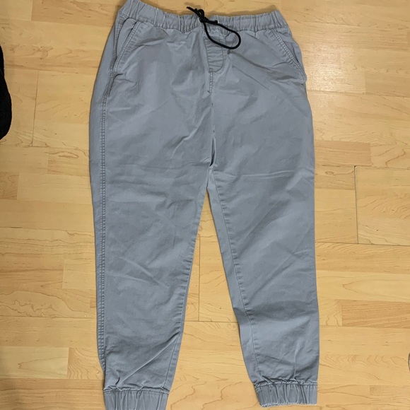 Old Navy Men's Light Gray Joggers - Picture 4 of 4